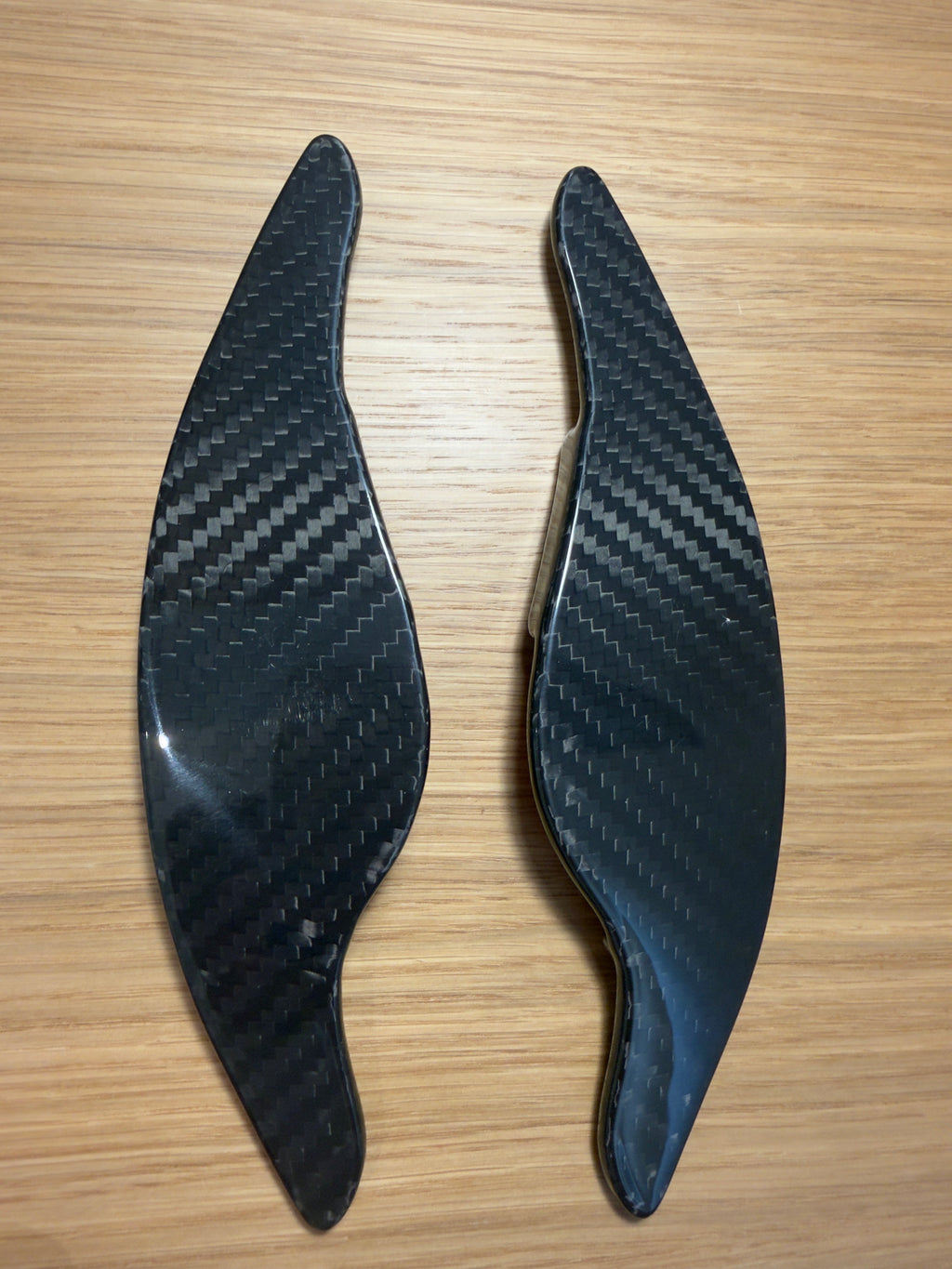 BMW - Levas en fibra de carbono